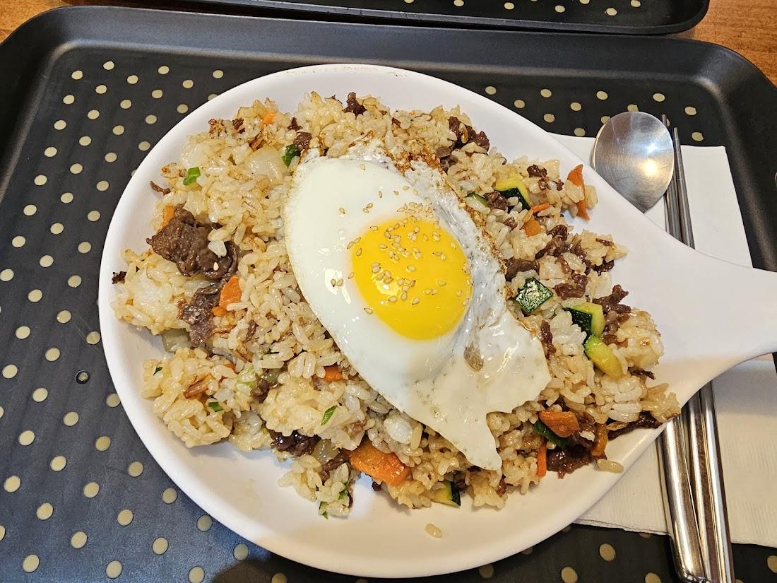 Bab Plus Restaurant